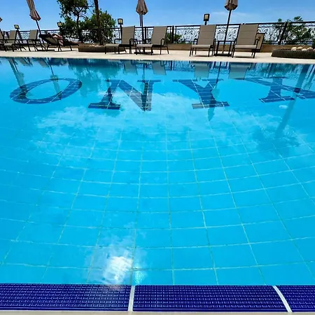 Onyx 1 - Menada * Sveti Vlas