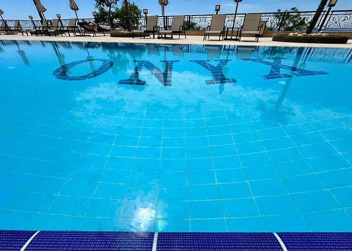 Onyx 1 - Menada * Sveti Vlas